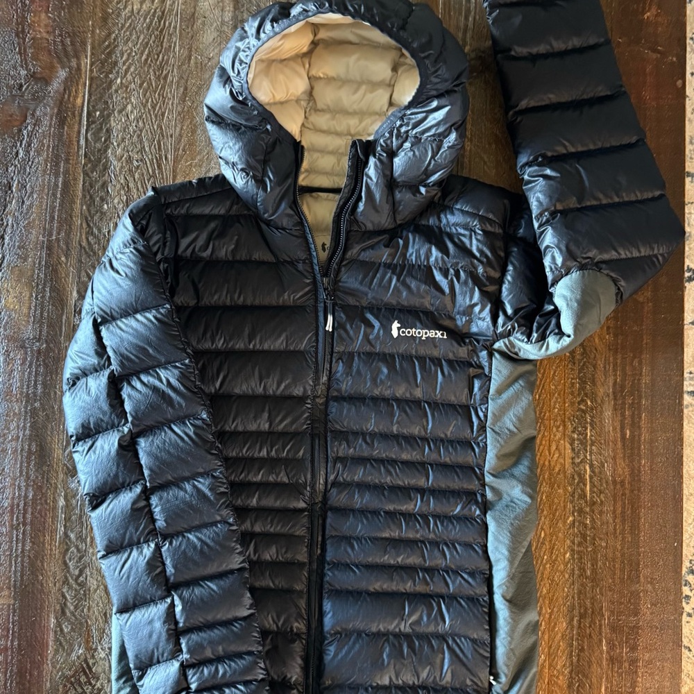 Cotopaxi Women’s Puffer Jacket - Black